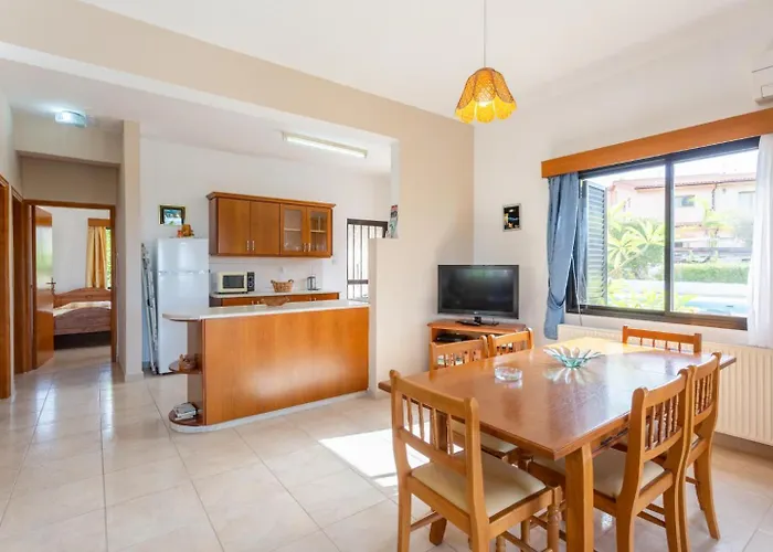 Villa Eleni Coral Bay